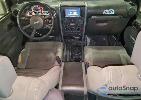 2010 Jeep Wrangler Sport z USA, uszkodzony, nr VIN 1J4AA2D13AL185249